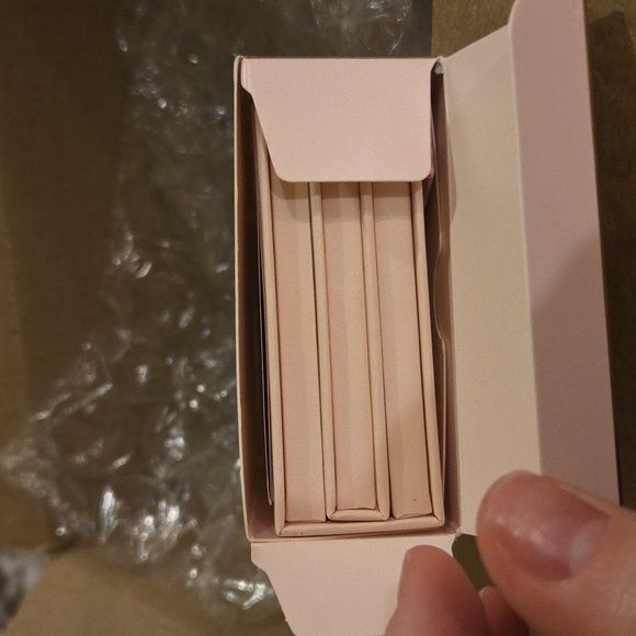 Tarte "The Jewelry Box" Full Face Palette- Fair to Light - Picture 5 of 5